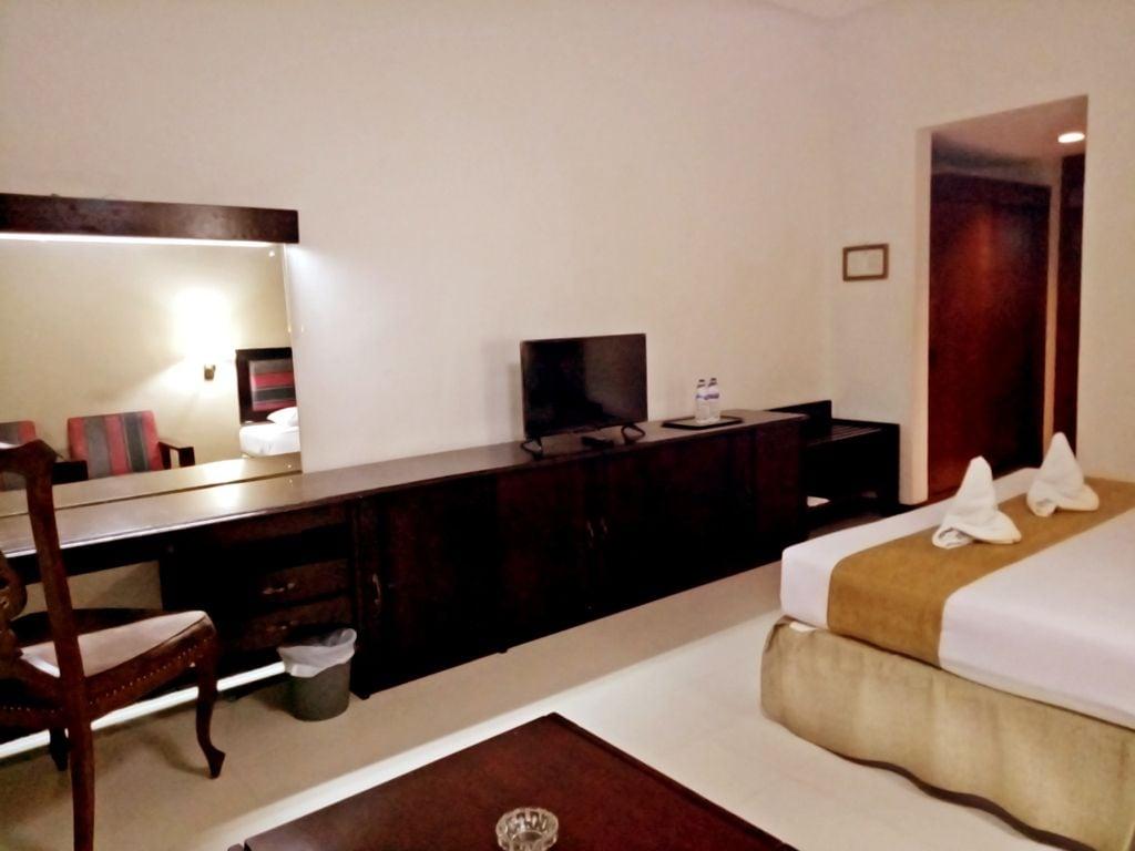 New Grand Park Hotel Surabaia Exterior foto